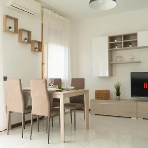 Edo's House , Seriate Italia