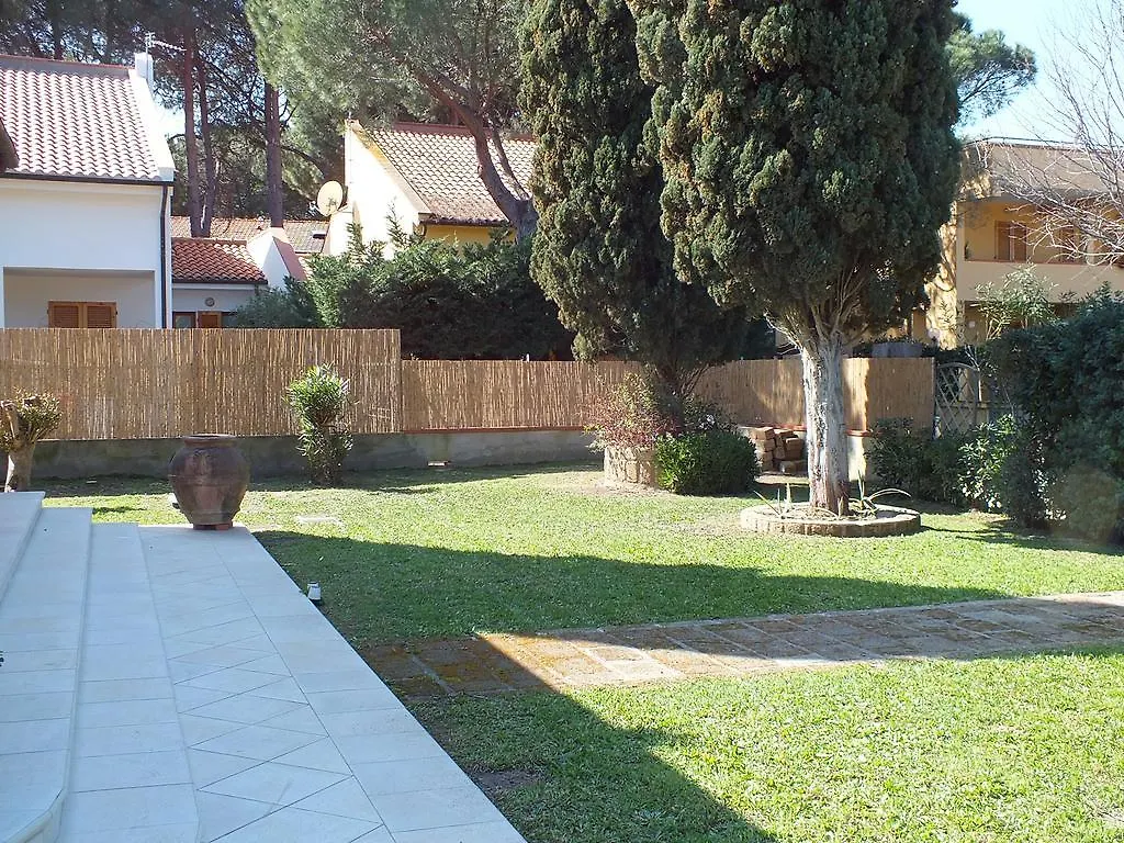 Villa Etrusca Marina di Campo Italy